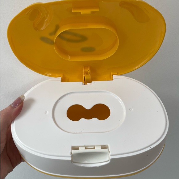 Gudetama Wet Wipe / Tissue Container - Picture 3 of 5